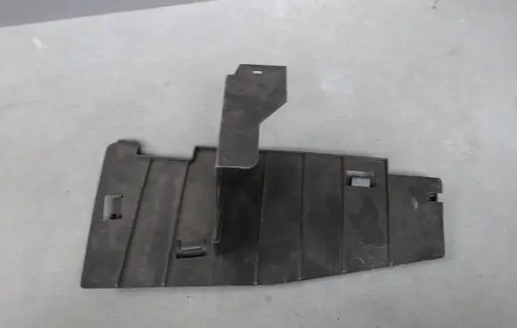 Volkswagen Crafter Intercooler air guide/duct channel 2E0121283
