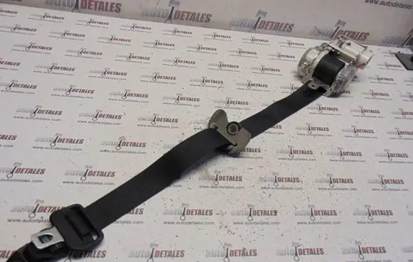 Lexus LS 430 Front seatbelt 7M7050P