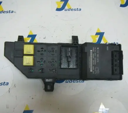 Opel Vectra C Central body control module 13165970