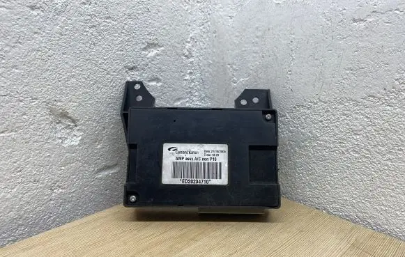 Nissan Primera Climate control unit ED20234710