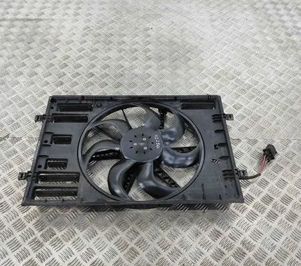 Volkswagen Golf VII Radiator cooling fan shroud 5Q0121205AN 5Q0121207BC