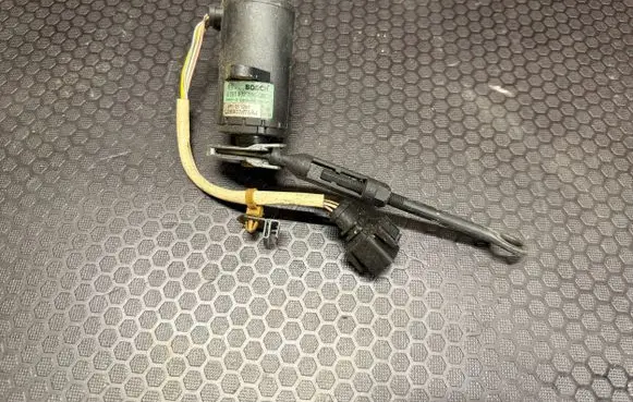 Audi A4 S4 B5 8D Accelerator pedal position sensor 028907475AJ 0281002286