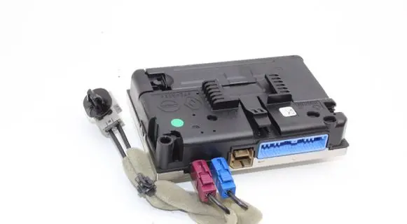 Nissan Leaf II (ZE1) Door central lock control unit/module 282755SN0H