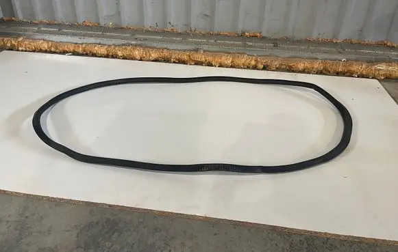 Bentley Continental Trunk rubber seal (body) 3W0823707A