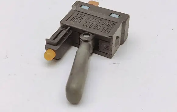 Opel Corsa A Other switches/knobs/shifts 90069090 FS500751
