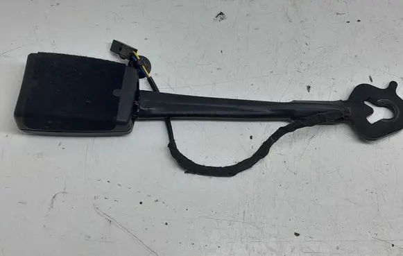 Volkswagen Golf VII Front seatbelt buckle 5G3857755B 06112014