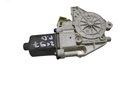 Mercedes-Benz ML W164 Front door window regulator motor A2518200842 997081102