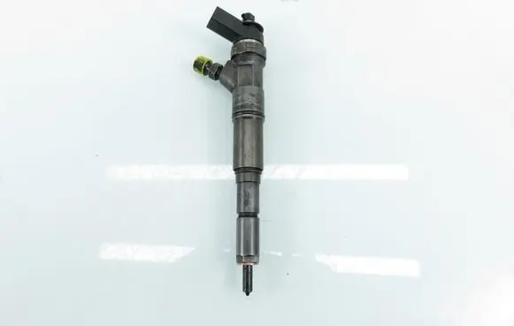 BMW X3 E83 Fuel injector 7789661 0445110131
