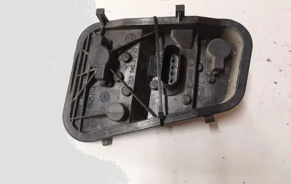 Volkswagen Touareg I Tail light bulb cover holder 7L6945257 28252102