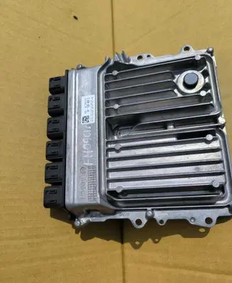 BMW 3 G20 G21 Engine control unit/module ECU 0261S1004F 9894831 030134352