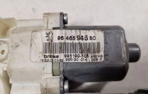 Peugeot 407 Front door window regulator motor 1137328125 9646594580