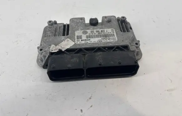 Volkswagen Golf VI Engine control unit/module 03C906022J 0261201788