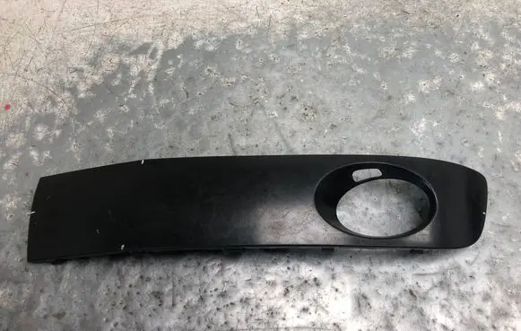 Volkswagen Multivan T5 Front fog light trim/grill 7E5807489ABILI 7E5807489A