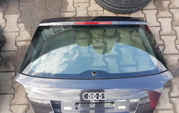 Audi A3 S3 8P Tailgate/trunk/boot lid 