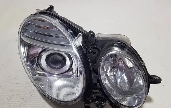 Mercedes-Benz E W211 Headlight/headlamp LAMPAXN11