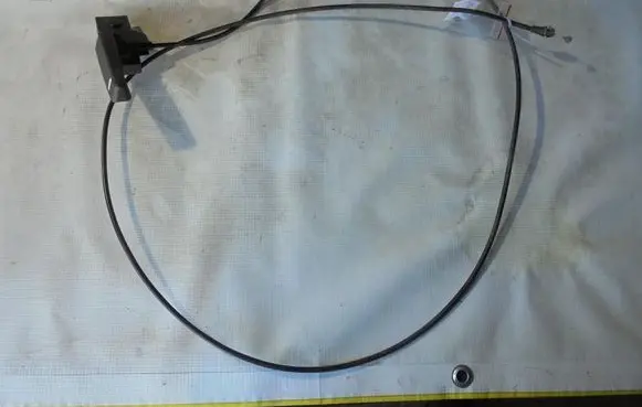 Opel Astra J Engine bonnet/hood lock release cable 