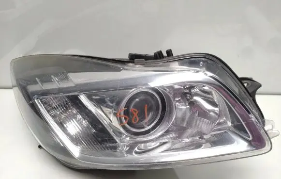 Opel Insignia A Headlight/headlamp 13226793 1ZT00963102 D1s