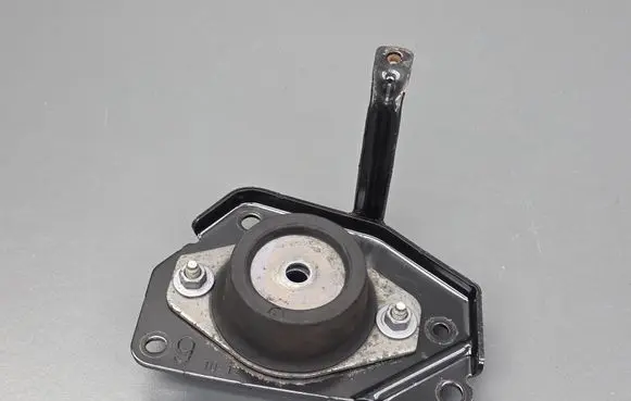 Citroen DS5 Gearbox mount 9682731880 KA907302