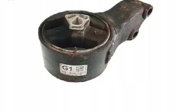 Chevrolet Cruze Engine mount bracket 13248630