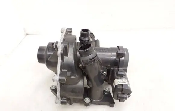 Audi A5 Water pump 06L121111N F56777618F