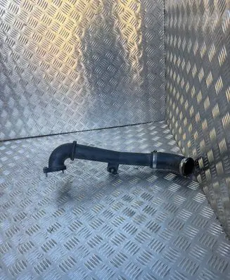 Volkswagen Golf VII Intercooler hose/pipe 04L145770S 04L145828G