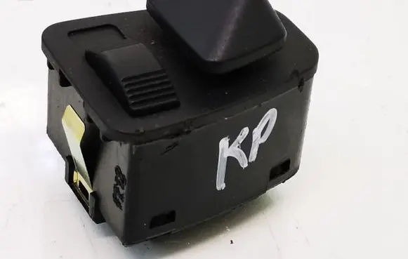 BMW 3 E46 Wing mirror switch 83736919 613183736919 533690