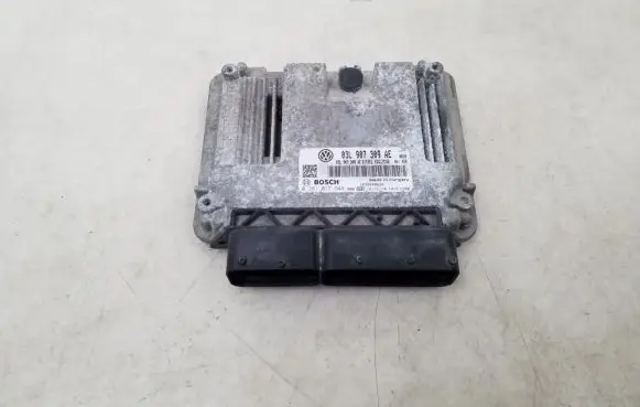 Volkswagen PASSAT B7 Engine control unit/module 03L907309AE