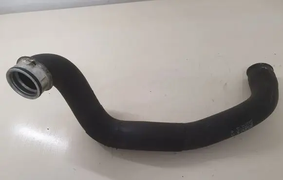 Mercedes-Benz E W211 Engine coolant pipe/hose A2115010982