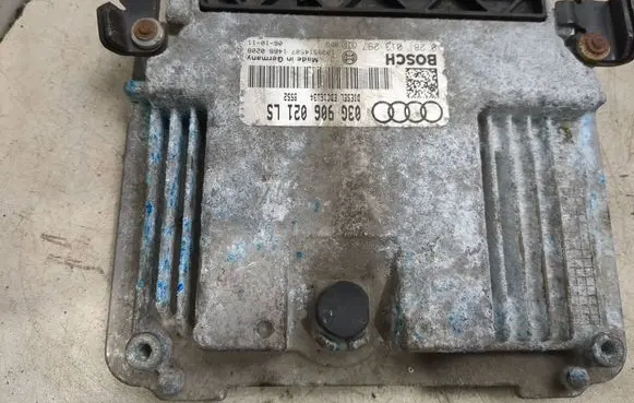 Audi A3 S3 A3 Sportback 8P Engine control unit/module 03G906021LS 1039S14587 0281013297