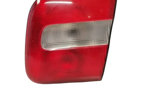 Volvo S70 V70 V70 XC Tailgate rear/tail lights 9151636 9151634 9602