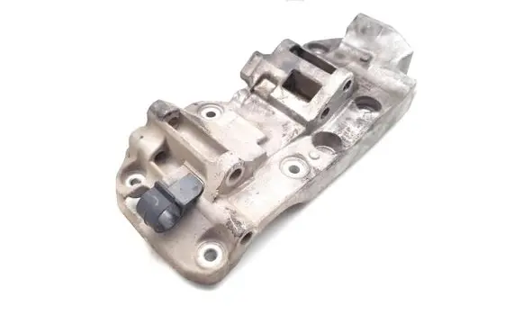 BMW 5 F10 F11 Generator/alternator bracket 6506863 1116850686305