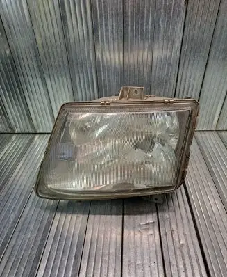 Mercedes-Benz Vito Viano W638 Headlight/headlamp 6388201961 67724350