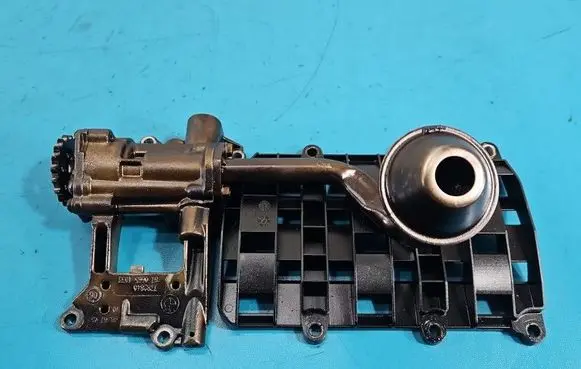BMW X3 E83 Oil pump 7789840 IMPRK1560391