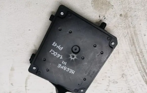 Renault Megane III Other control units/modules 284B17715R
