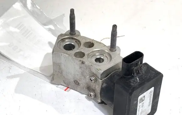 Mercedes-Benz Sprinter W907 W910 Other exterior part A2938301601