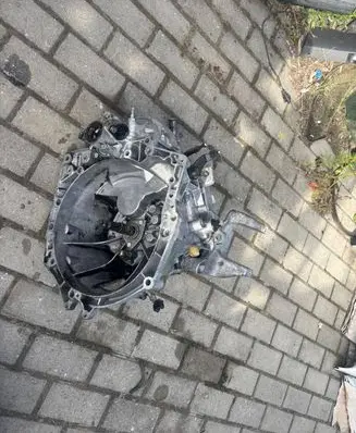 Peugeot 407 Manual 5 speed gearbox 200M65