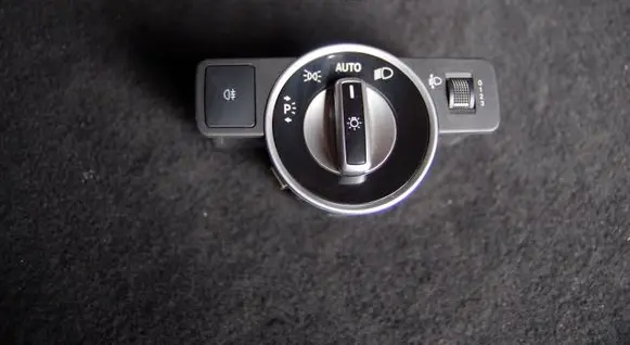 Mercedes-Benz A W176 Light switch A2129050651