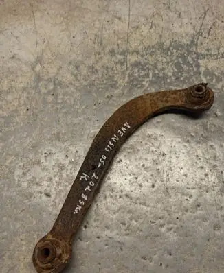 Toyota Avensis T250 Rear control arm