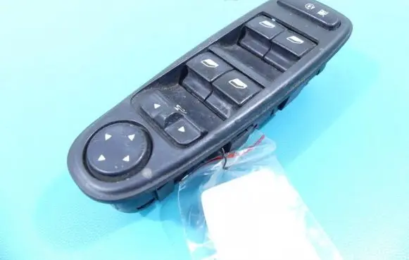 Citroen C4 Grand Picasso Electric window control switch 96639383ZD IMPRK1312194