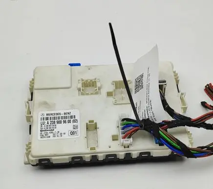 Mercedes-Benz E W238 Central body control module A2389009600 A2389010000