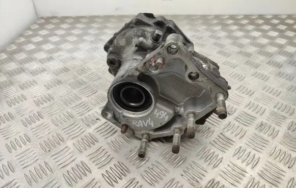 Toyota RAV 4 (XA30) Gearbox transfer box case W82 2W198