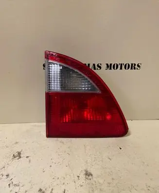 Volkswagen Jetta V Tailgate rear/tail lights 7M5945093B