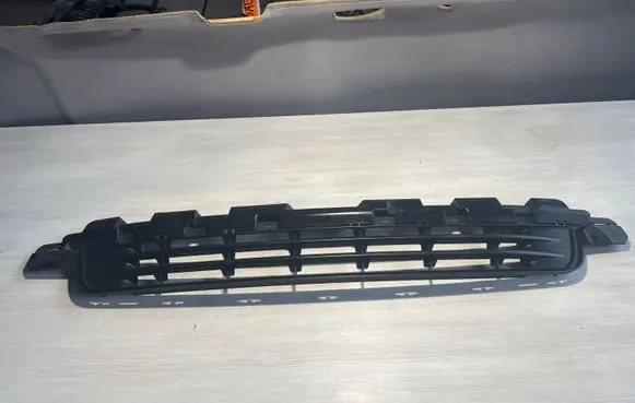 Citroen Jumpy Front bumper lower grill 9812146277