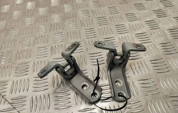 Front door hinge set