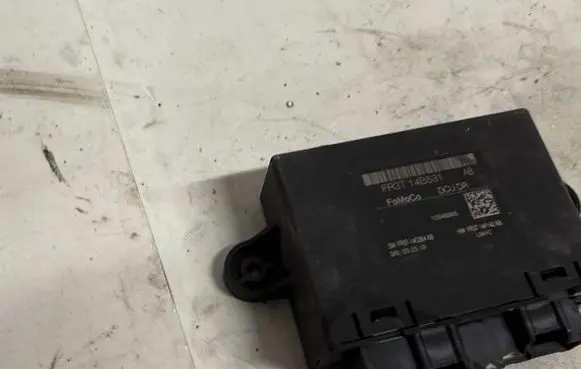 Ford Mustang VII Door control unit/module FR3T14B531 FR3T14B531AB