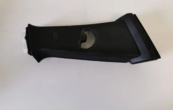 BMW 4 F32 F33 Seat belt trim 7276822