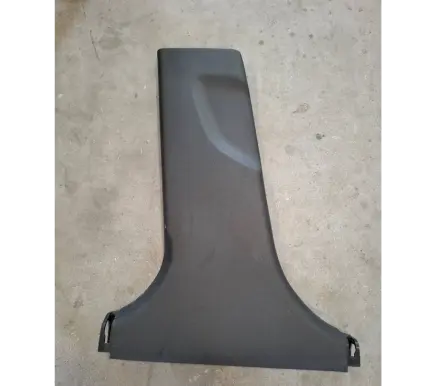 Hyundai i40 (B) pillar trim (bottom) 858353Z000