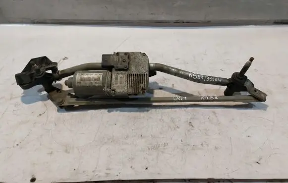 Audi A4 S4 B8 8K Front wiper linkage and motor 8T1955119A
