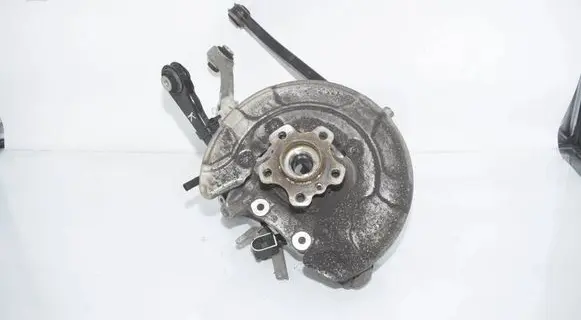 BMW 5 G30 G31 G38 Rear wheel hub 6866337 6866335 33306866335