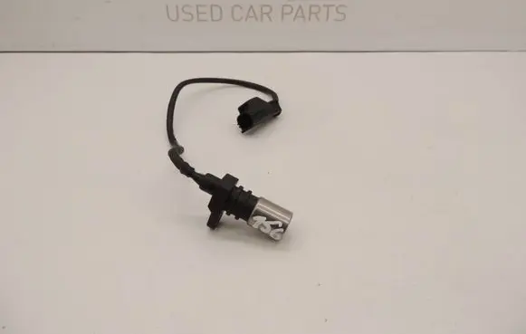 Volvo V70 Crankshaft position sensor 0296000650 D156